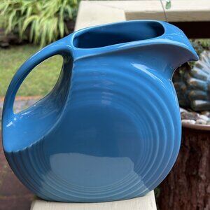 FIESTAWARE LARGE DISK PITCHER PEACOCK RETIRED